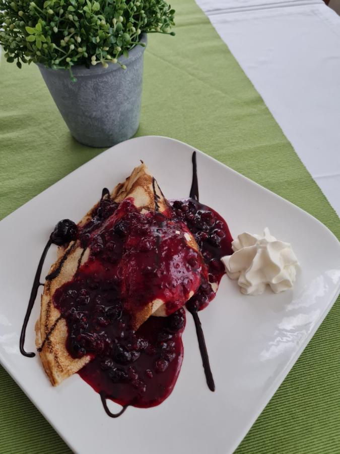 مبيت وإفطار Krnjak Restoran I Sobe Savic المظهر الخارجي الصورة
